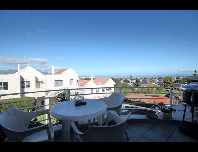 2 BEDROOM PROPERTY TO RENT IN SOMERSET WEST CENTRAL